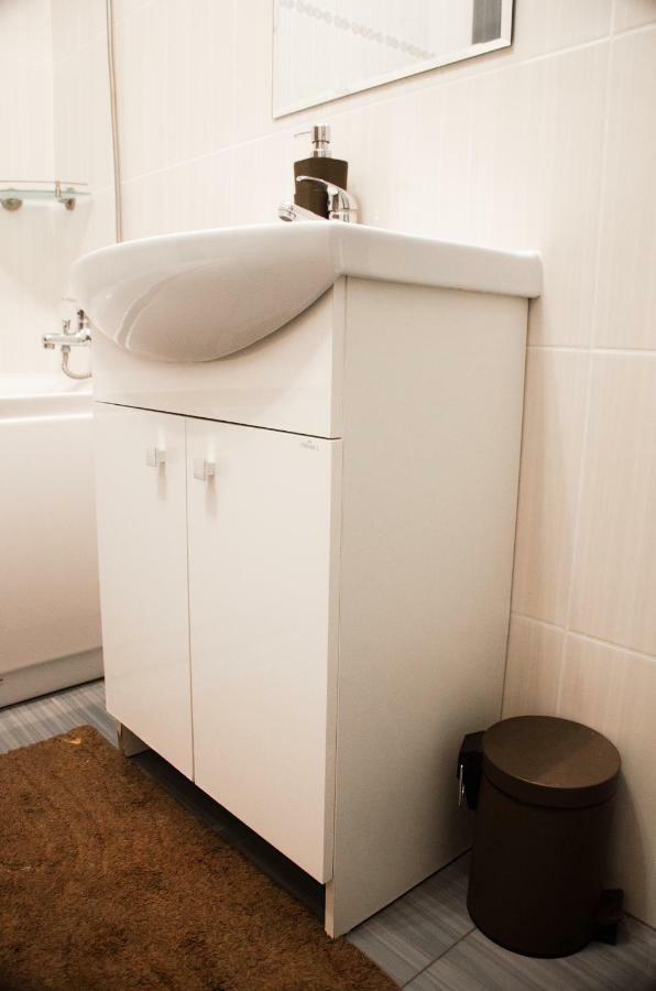 Apartament Centrum Gieldowa Varšava Exteriér fotografie