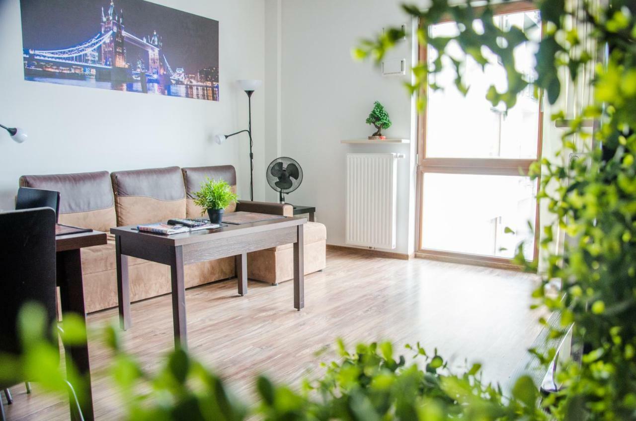 Apartament Centrum Gieldowa Varšava Exteriér fotografie