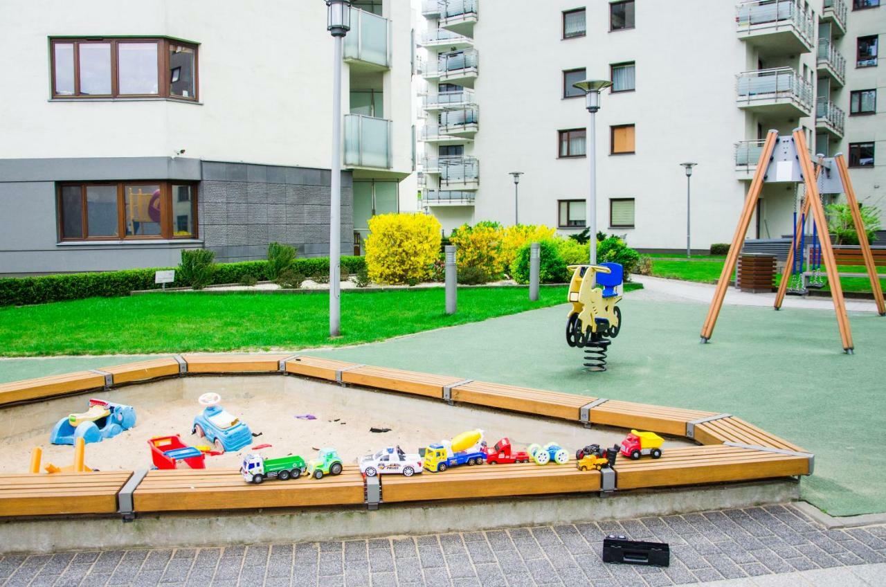 Apartament Centrum Gieldowa Varšava Exteriér fotografie